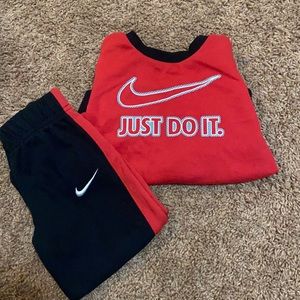 Nike matching sweatsuit